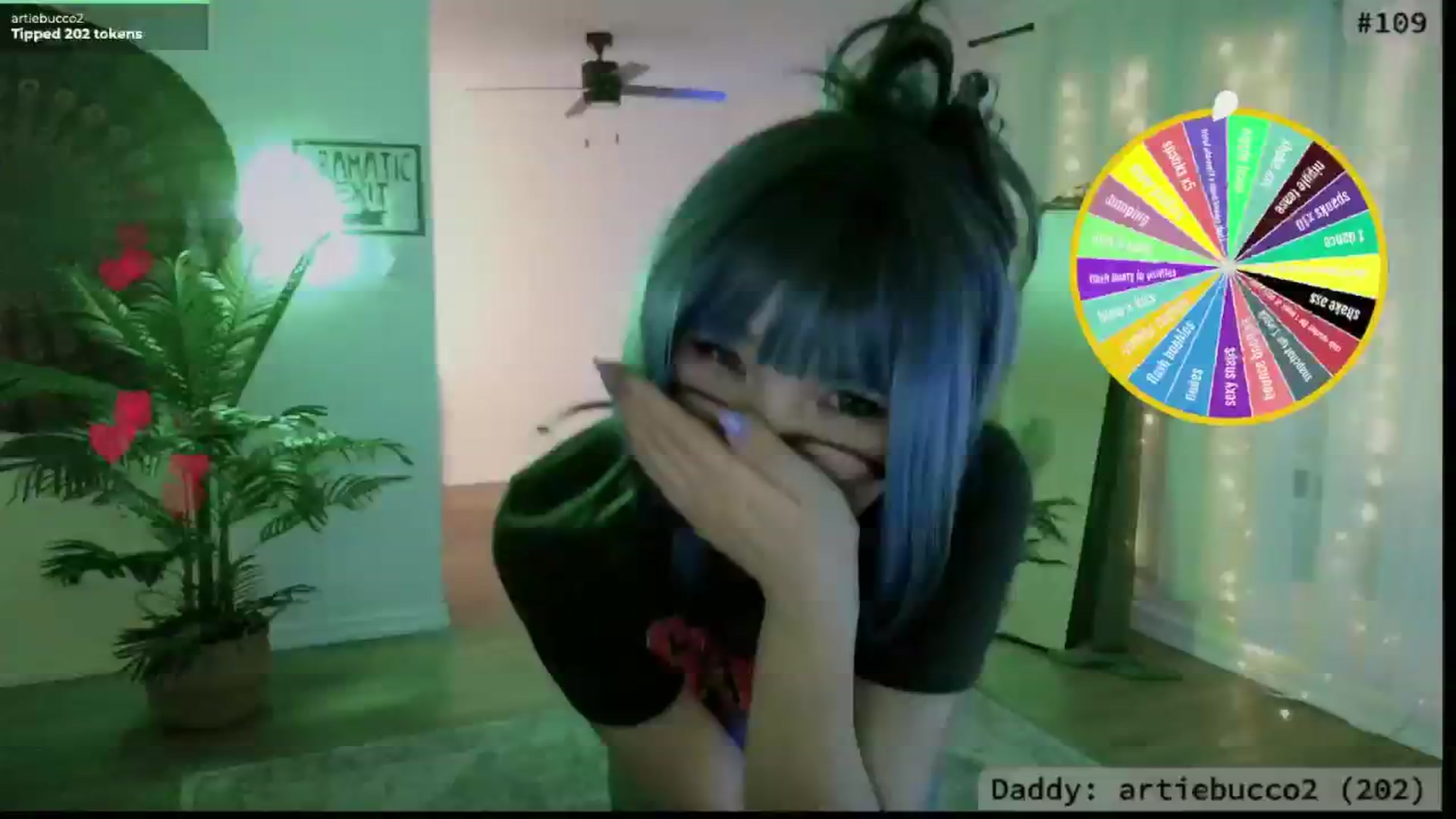 Gallery image thumbnail from meowgical's myfreecams stream on, 08/04/2025, 08:06 image 6 of 20