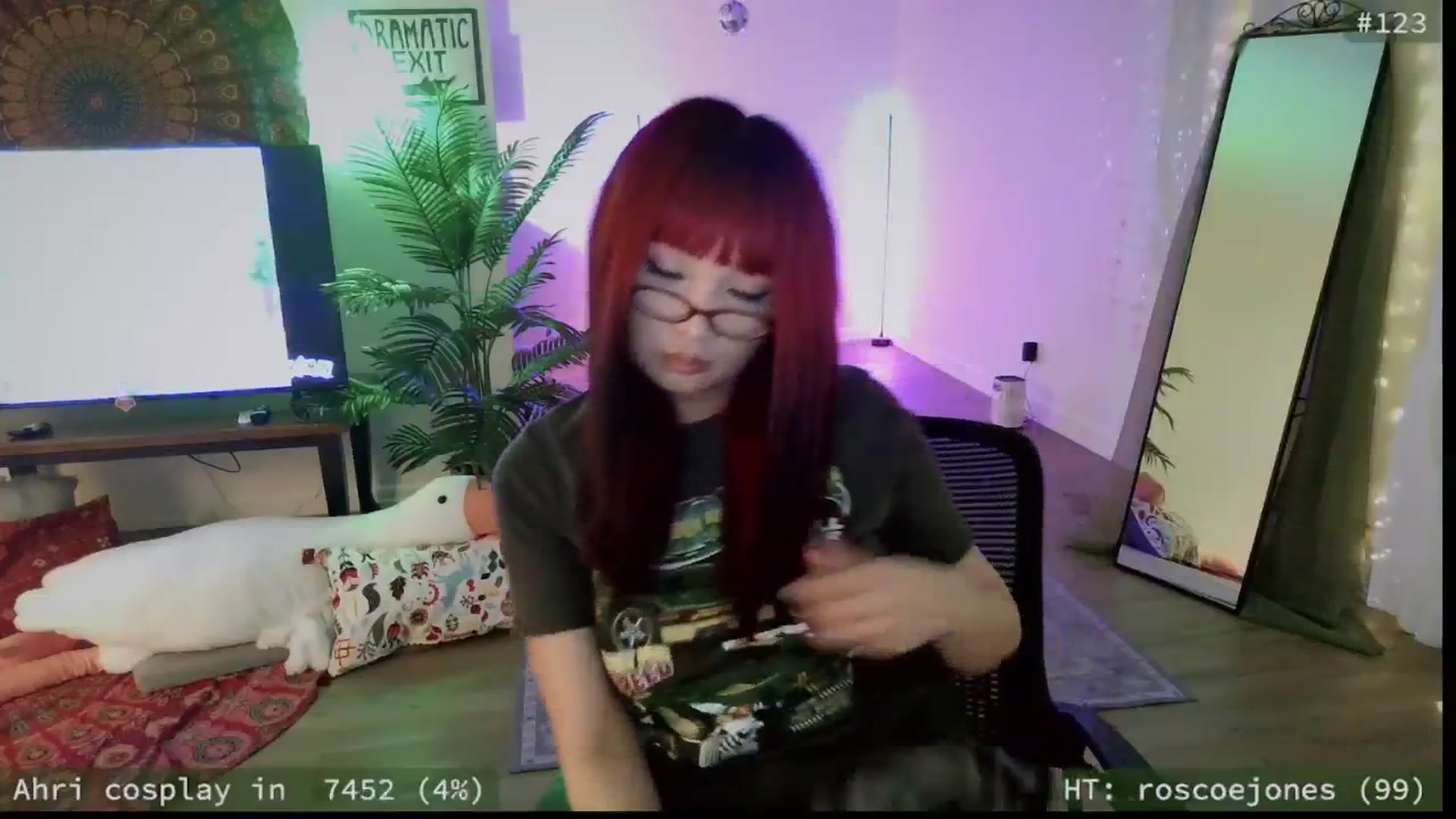 Gallery image thumbnail from meowgical's myfreecams stream on, 08/20/2025, 06:03 image 9 of 20