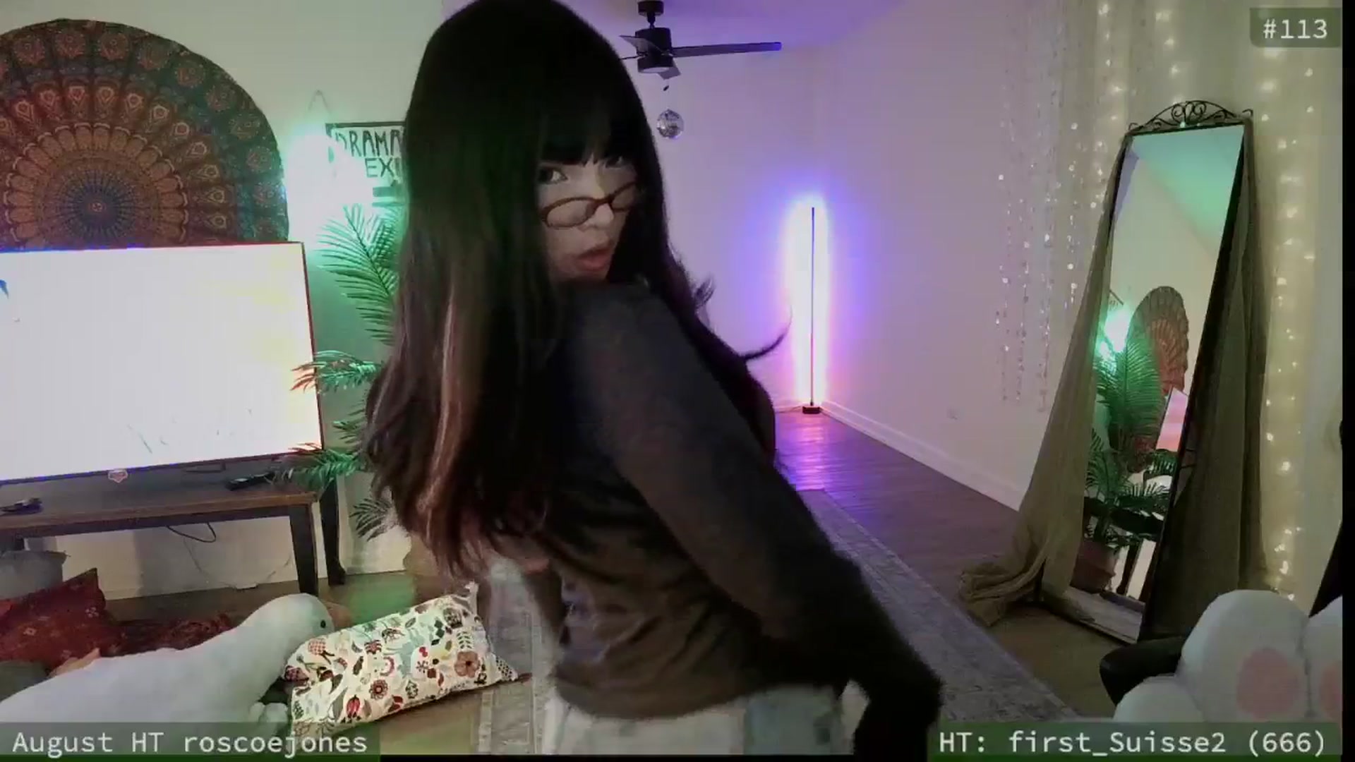 Gallery image thumbnail from meowgical's myfreecams stream on, 08/24/2025, 03:30 image 20 of 20