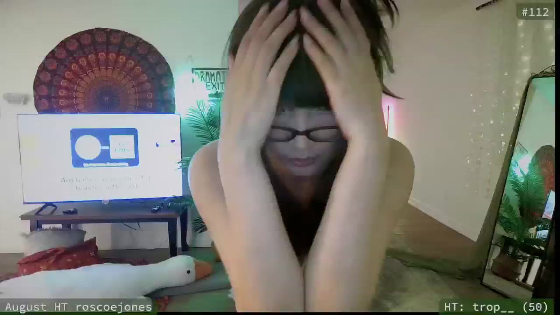 Gallery image thumbnail from meowgical's myfreecams stream on, 08/26/2025, 02:56 image 2 of 20