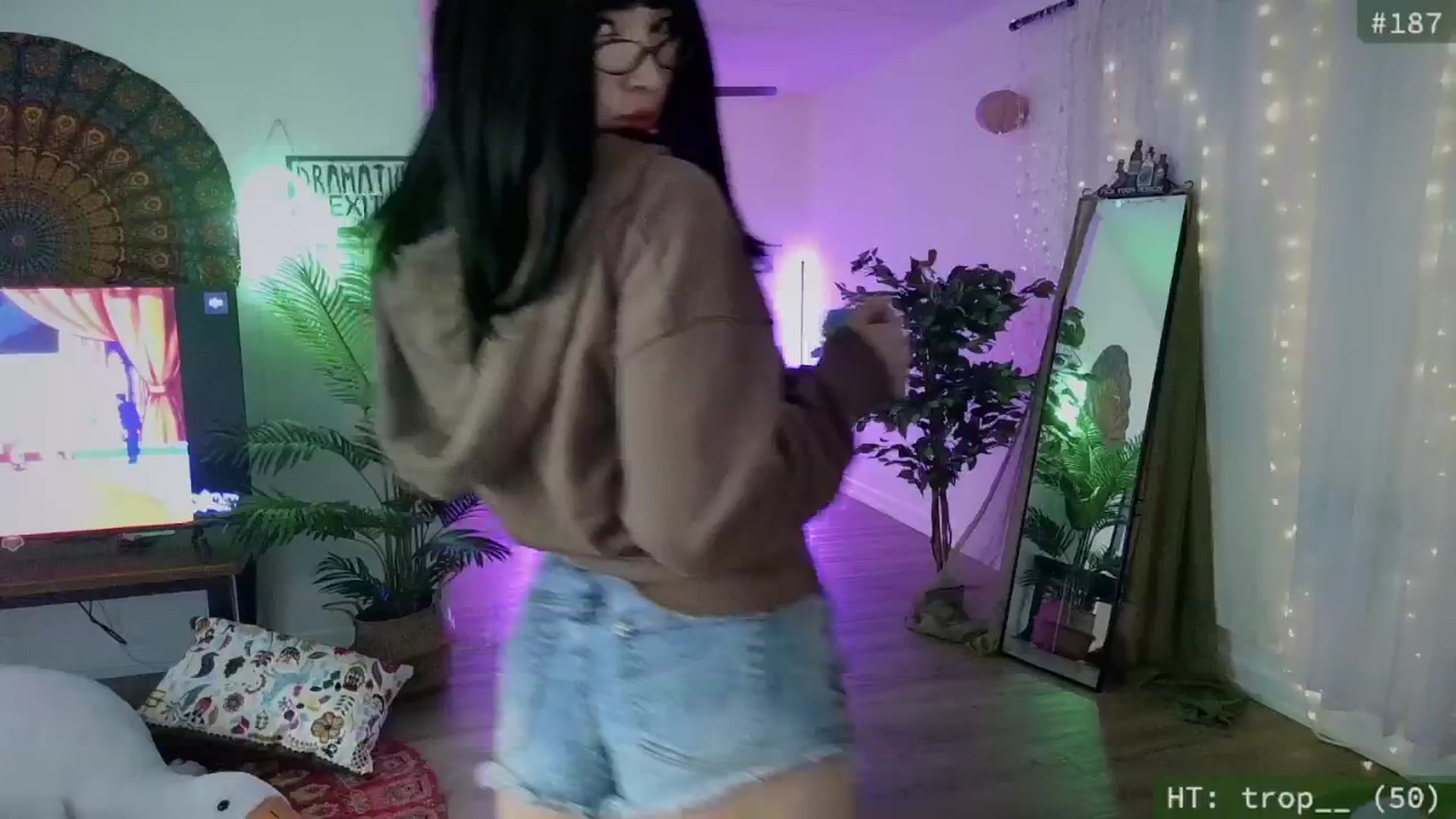 Gallery image thumbnail from meowgical's myfreecams stream on, 09/11/2025, 04:22 image 11 of 20