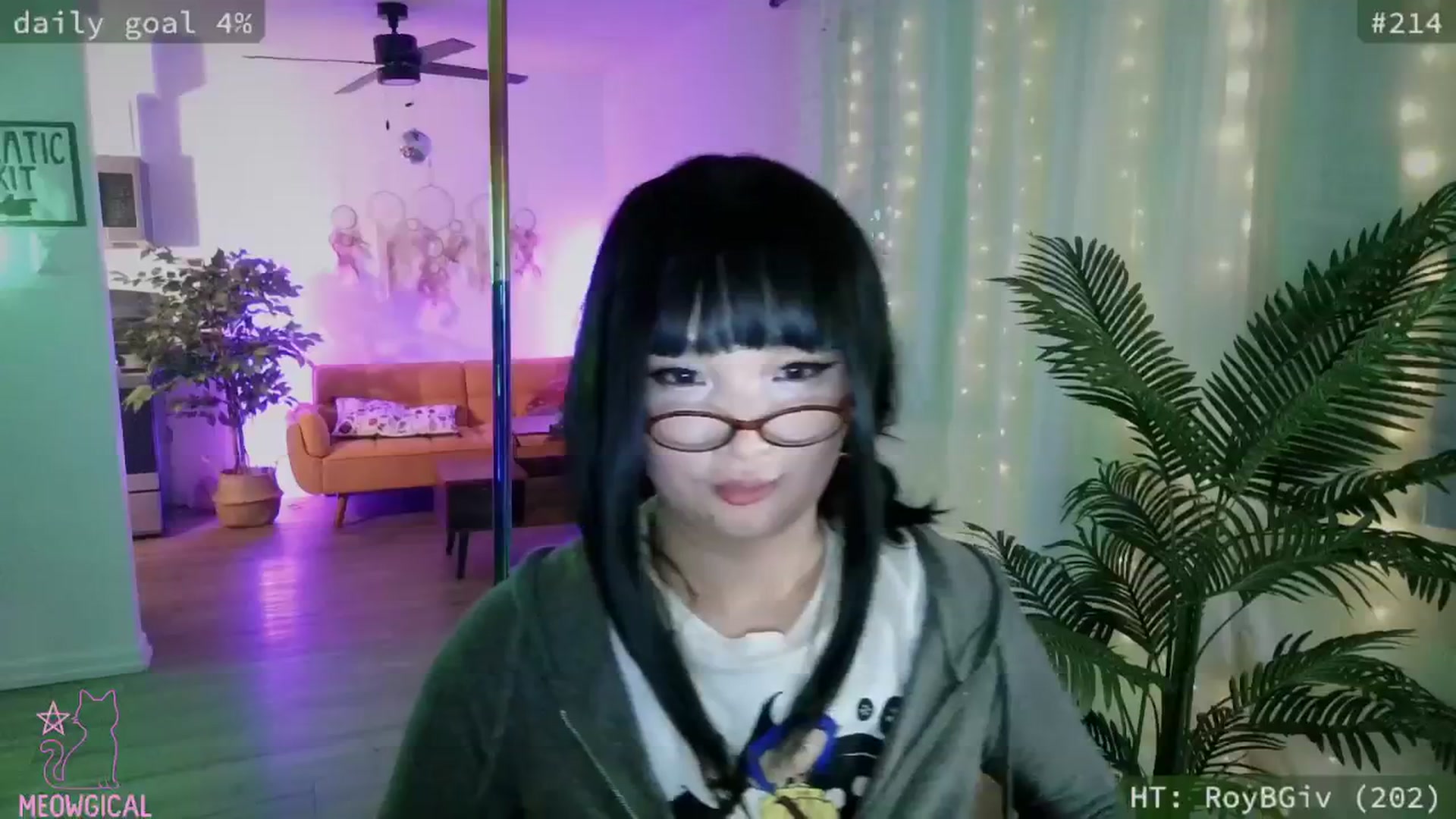 Gallery image thumbnail from meowgical's myfreecams stream on, 09/27/2025, 04:01 image 16 of 20