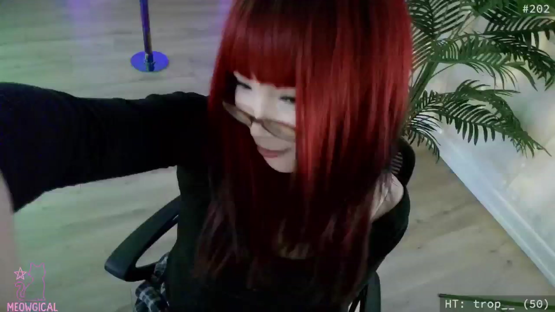 Gallery image thumbnail from meowgical's myfreecams stream on, 09/28/2025, 01:21 image 13 of 20