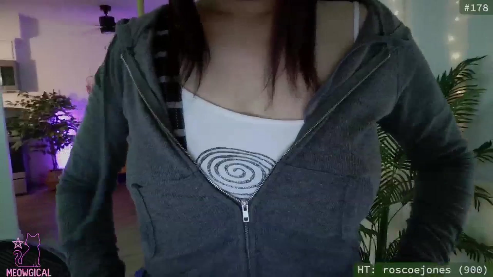 Gallery image thumbnail from meowgical's myfreecams stream on, 09/29/2025, 07:00 image 4 of 20