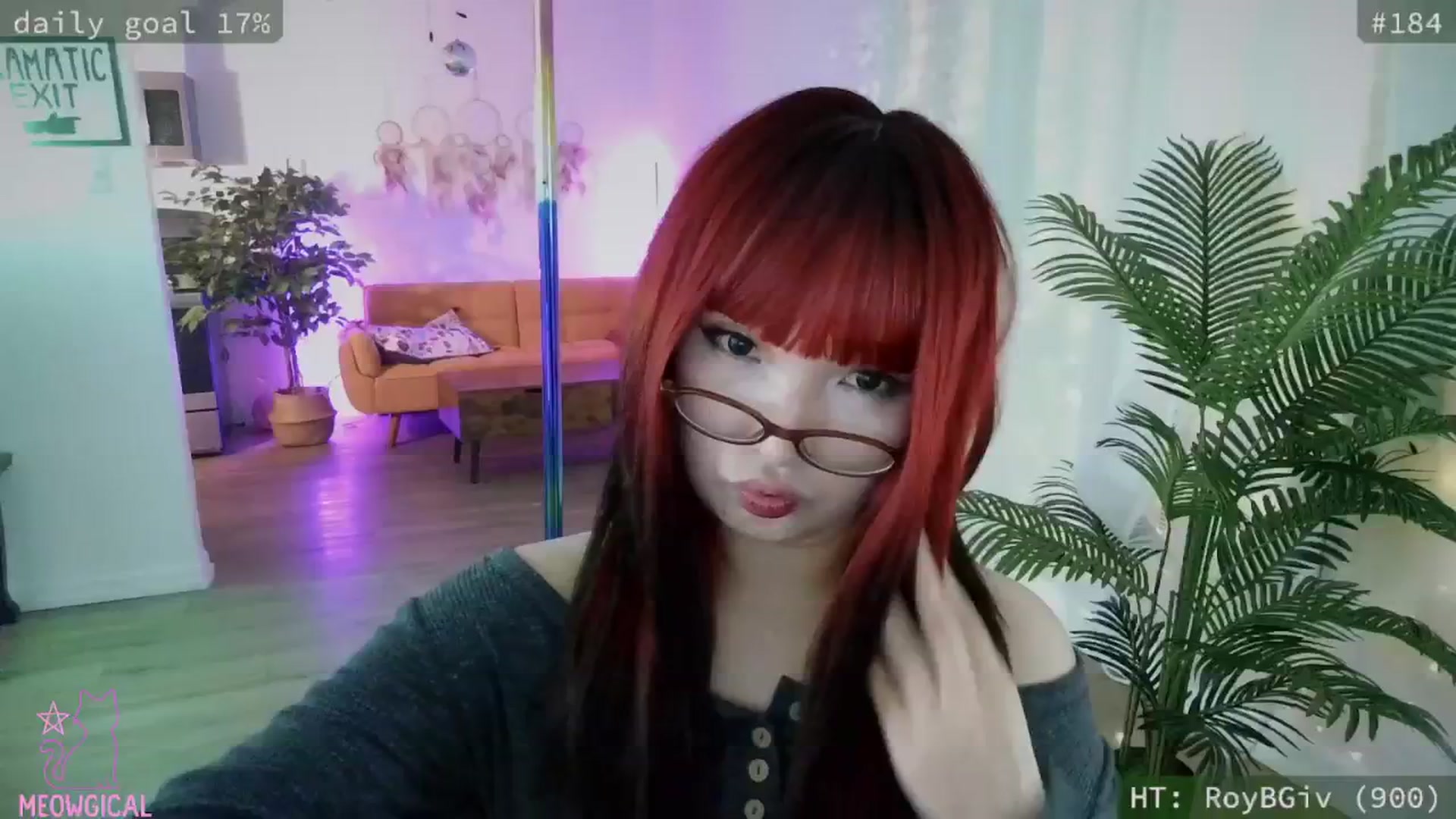 Gallery image thumbnail from meowgical's myfreecams stream on, 10/01/2025, 03:05 image 16 of 20