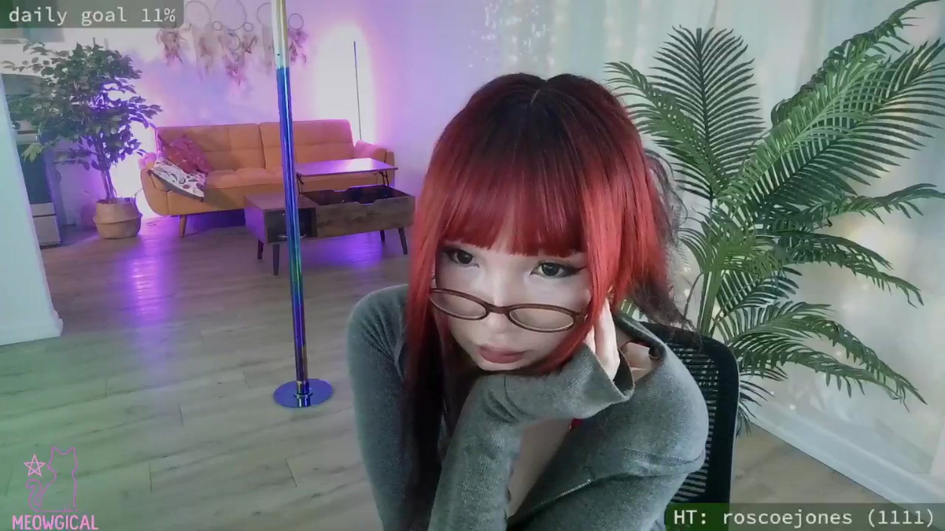 Gallery image thumbnail from meowgical's myfreecams stream on, 10/02/2025, 03:35 image 6 of 20