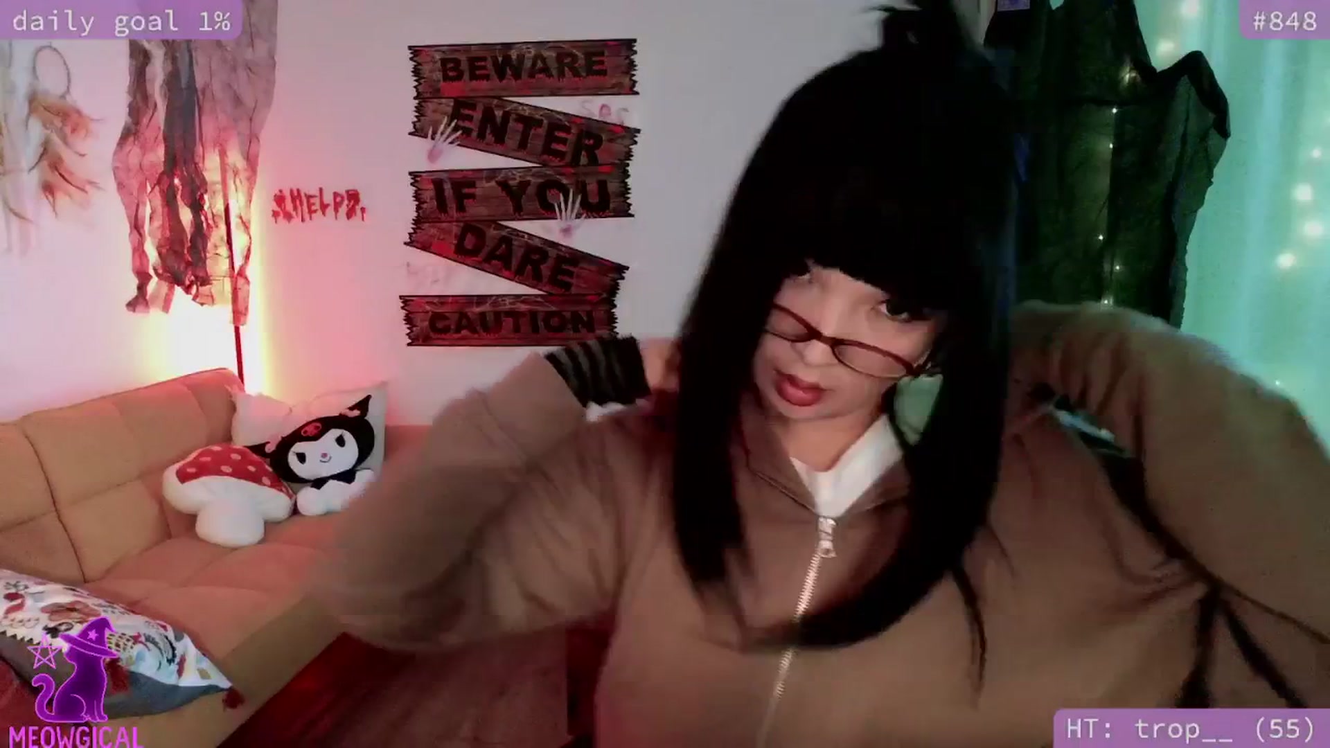 Gallery image thumbnail from meowgical's myfreecams stream on, 10/15/2025, 24:31 image 18 of 20