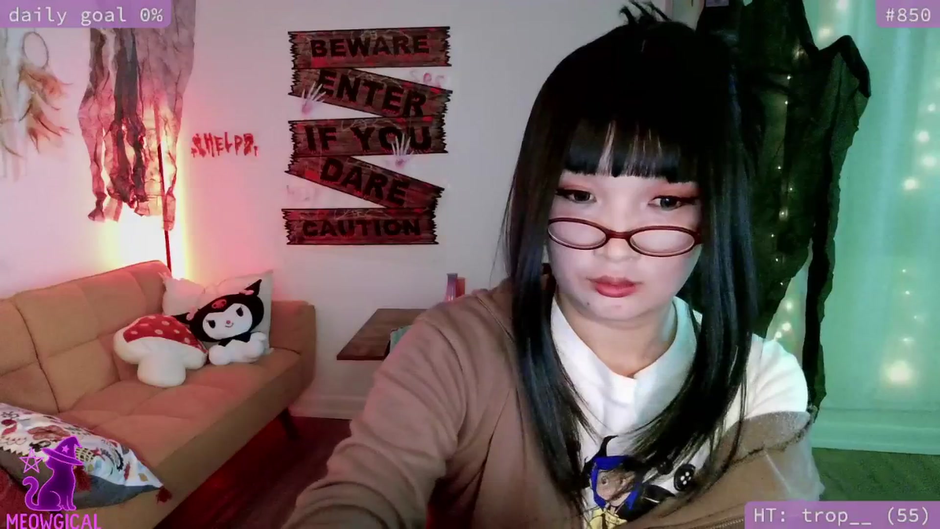 Gallery image thumbnail from meowgical's myfreecams stream on, 10/15/2025, 24:31 image 11 of 20