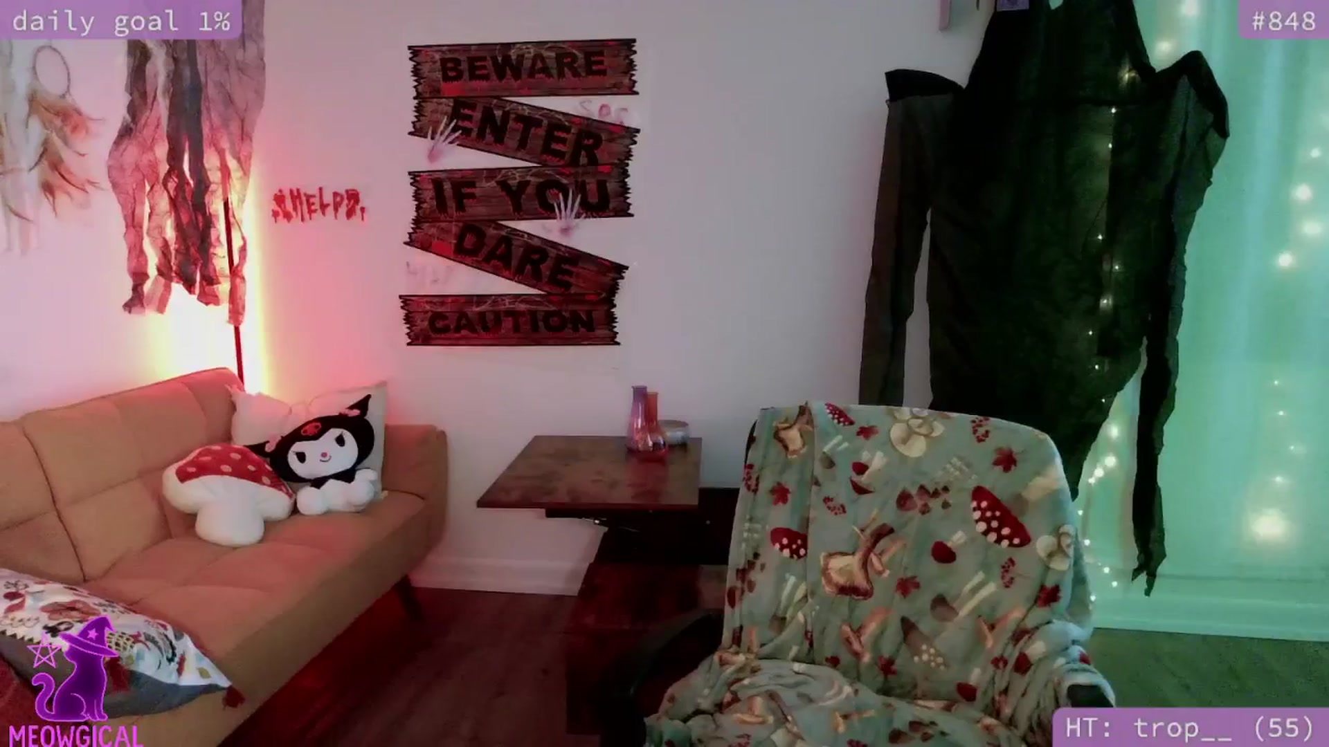 Gallery image thumbnail from meowgical's myfreecams stream on, 10/15/2025, 24:31 image 17 of 20