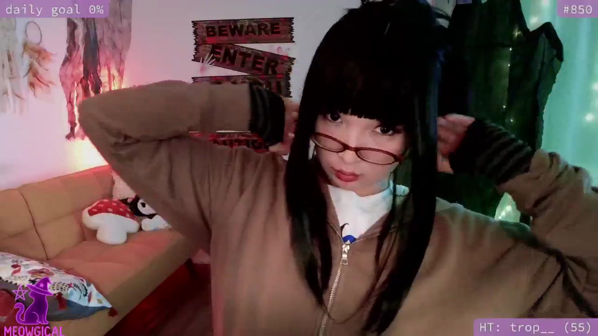 Gallery image thumbnail from meowgical's myfreecams stream on, 10/15/2025, 24:31 image 7 of 20