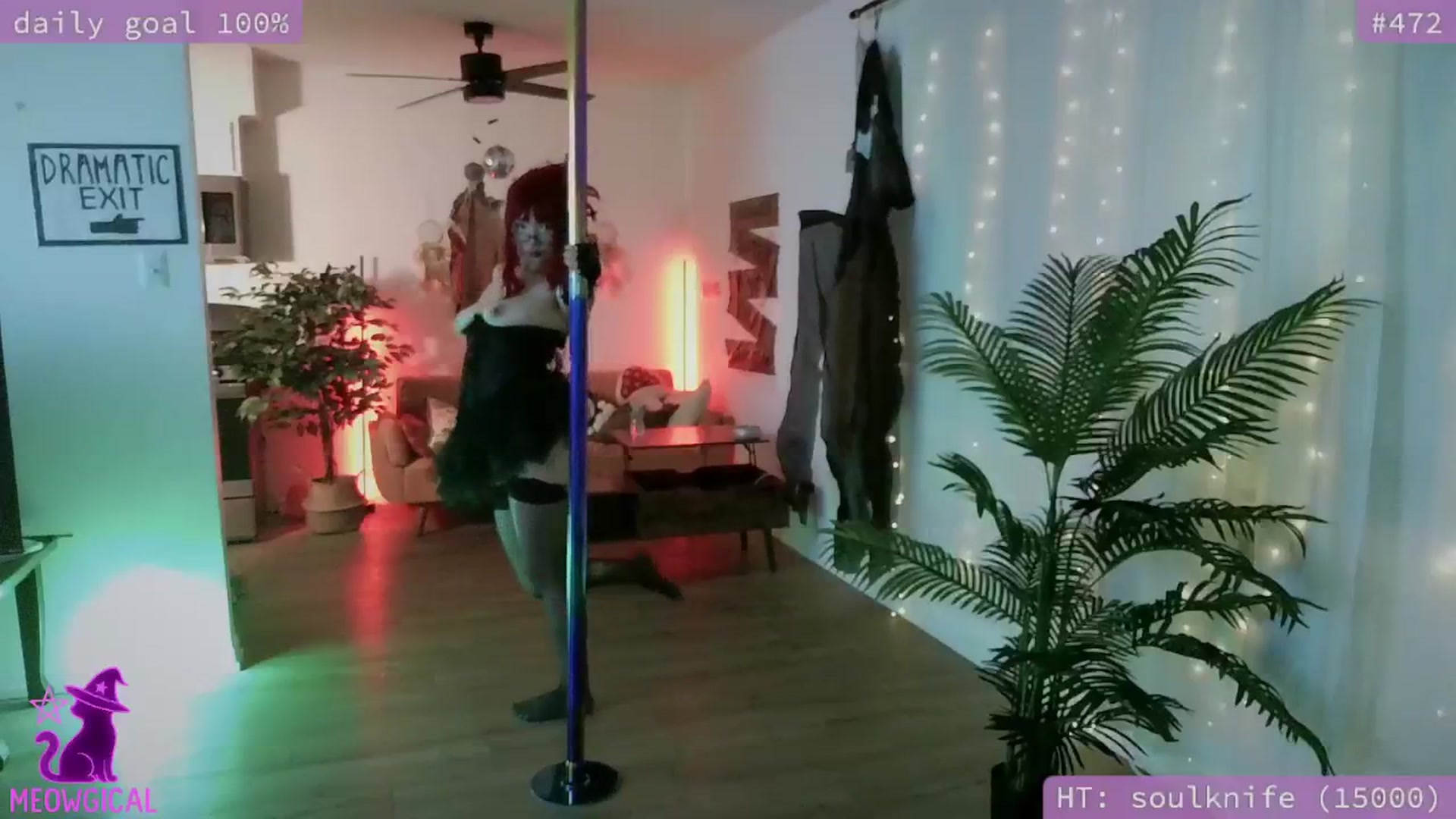 Gallery image thumbnail from meowgical's myfreecams stream on, 10/17/2025, 02:46 image 12 of 20