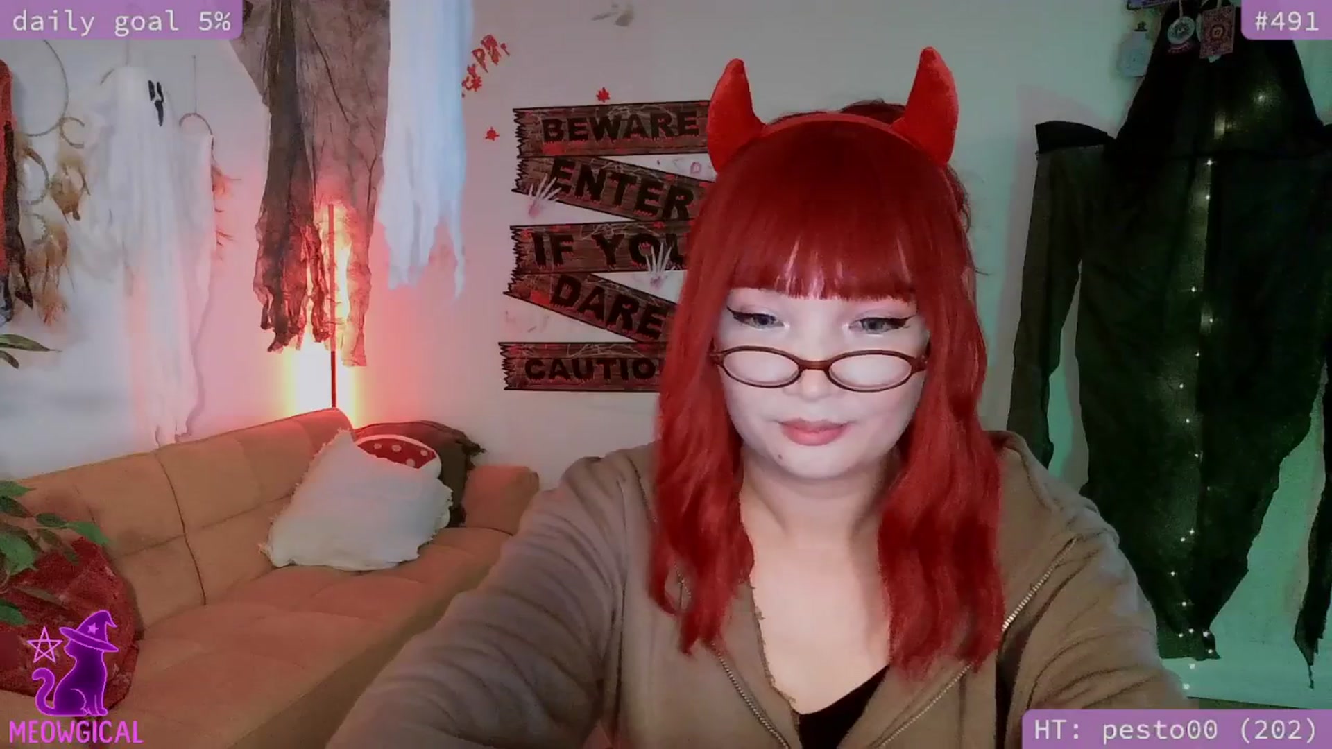 Gallery image thumbnail from meowgical's myfreecams stream on, 10/22/2025, 01:42 image 11 of 20