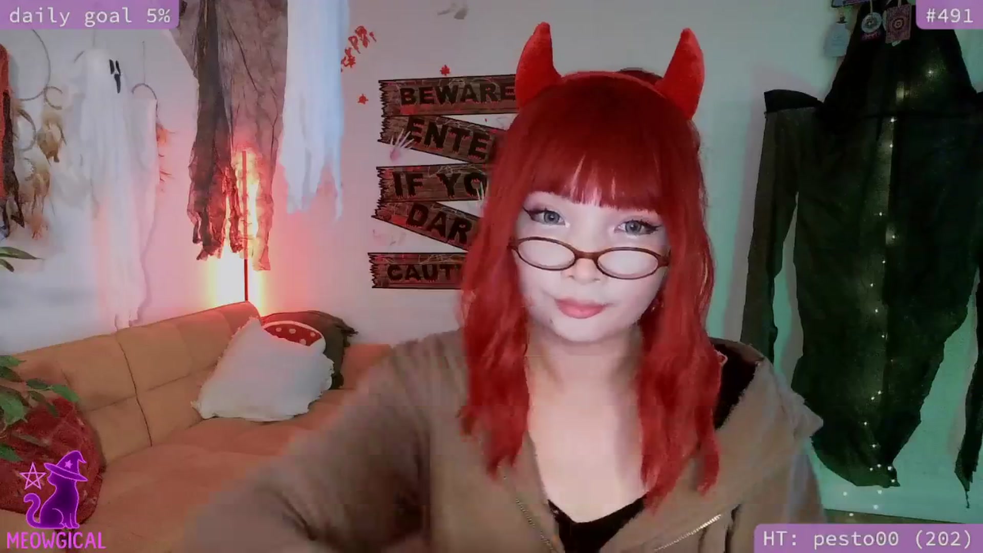 Gallery image thumbnail from meowgical's myfreecams stream on, 10/22/2025, 01:42 image 13 of 20