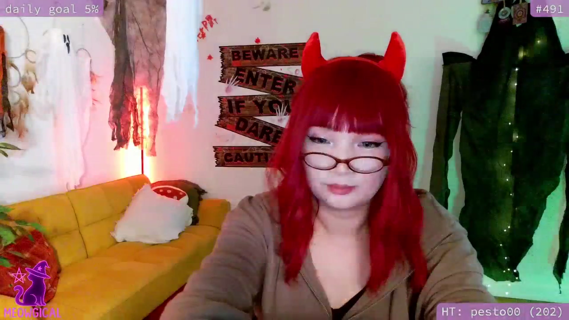 Gallery image thumbnail from meowgical's myfreecams stream on, 10/22/2025, 01:42 image 16 of 20