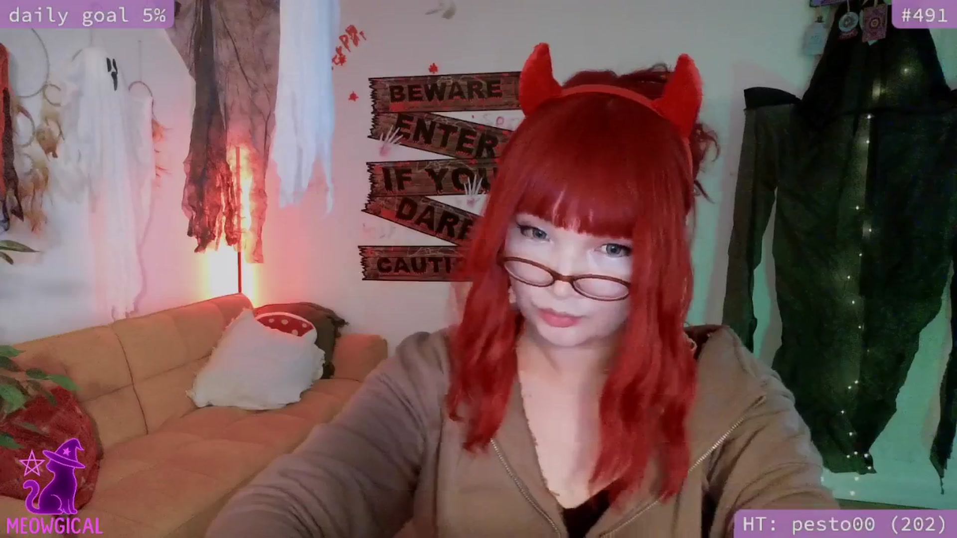 Gallery image thumbnail from meowgical's myfreecams stream on, 10/22/2025, 01:42 image 14 of 20