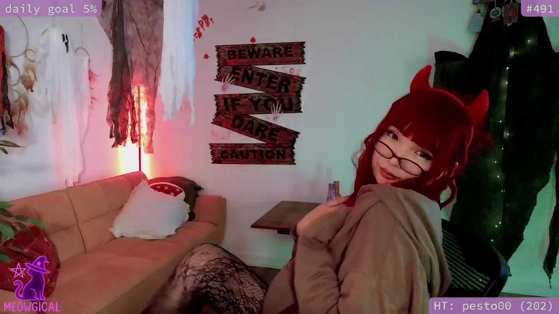 Gallery image thumbnail from meowgical's myfreecams stream on, 10/22/2025, 01:42 image 17 of 20