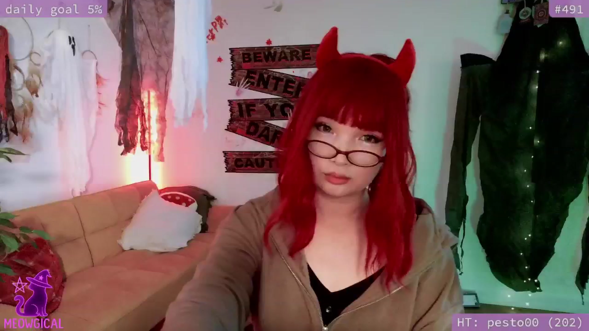 Gallery image thumbnail from meowgical's myfreecams stream on, 10/22/2025, 01:42 image 5 of 20