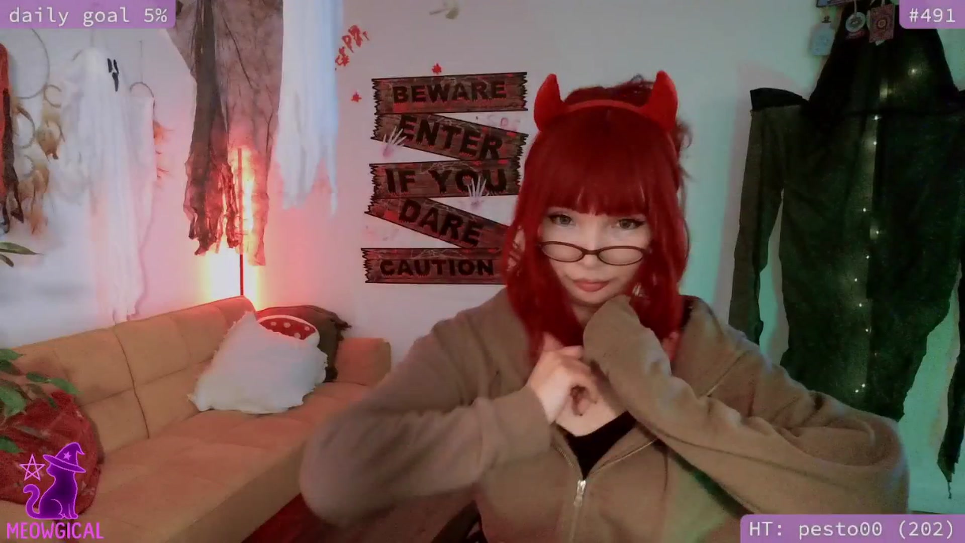 Gallery image thumbnail from meowgical's myfreecams stream on, 10/22/2025, 01:42 image 9 of 20