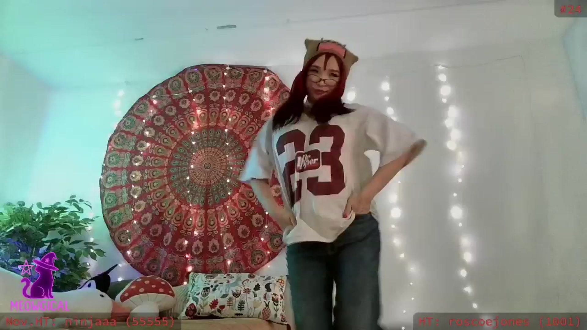 Gallery image thumbnail from meowgical's myfreecams stream on, 11/07/2025, 09:54 image 4 of 20