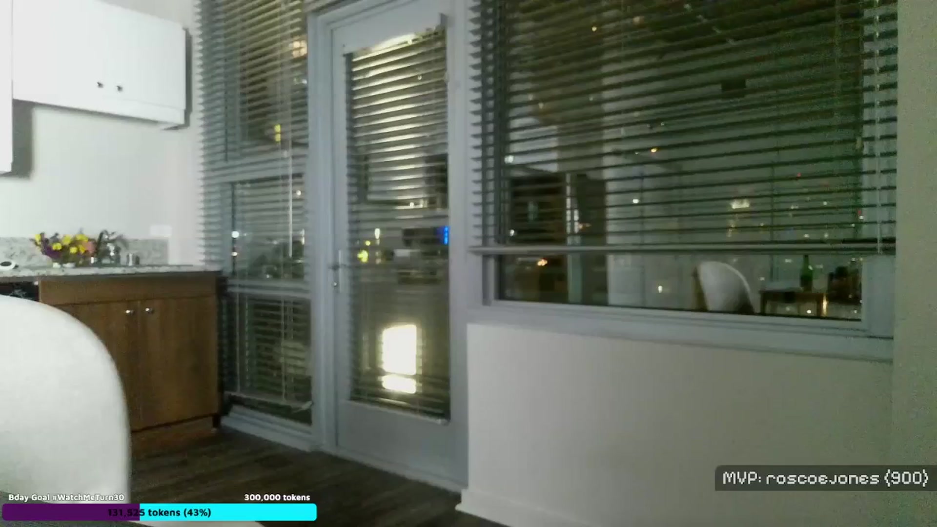 Gallery image thumbnail from meowgical's myfreecams stream on, 03/28/2026, 04:45 image 17 of 20