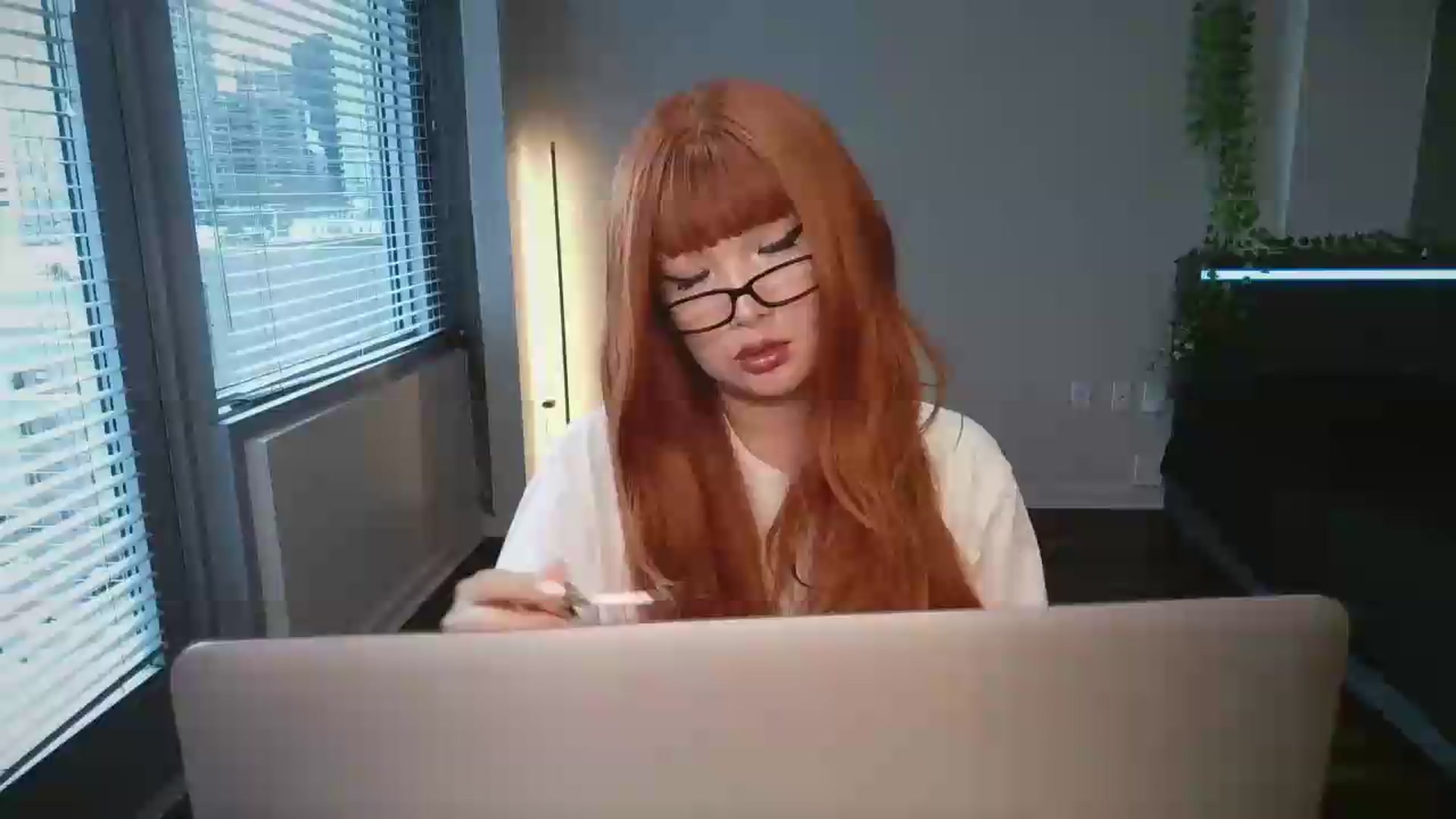 Gallery image thumbnail from meowgical's myfreecams stream on, 06/11/2026, 02:26 image 6 of 20