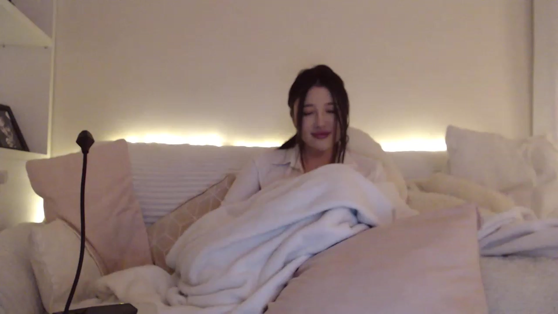 Gallery image thumbnail from meowm's myfreecams stream on, 12/11/2022, 11:32 image 5 of 20