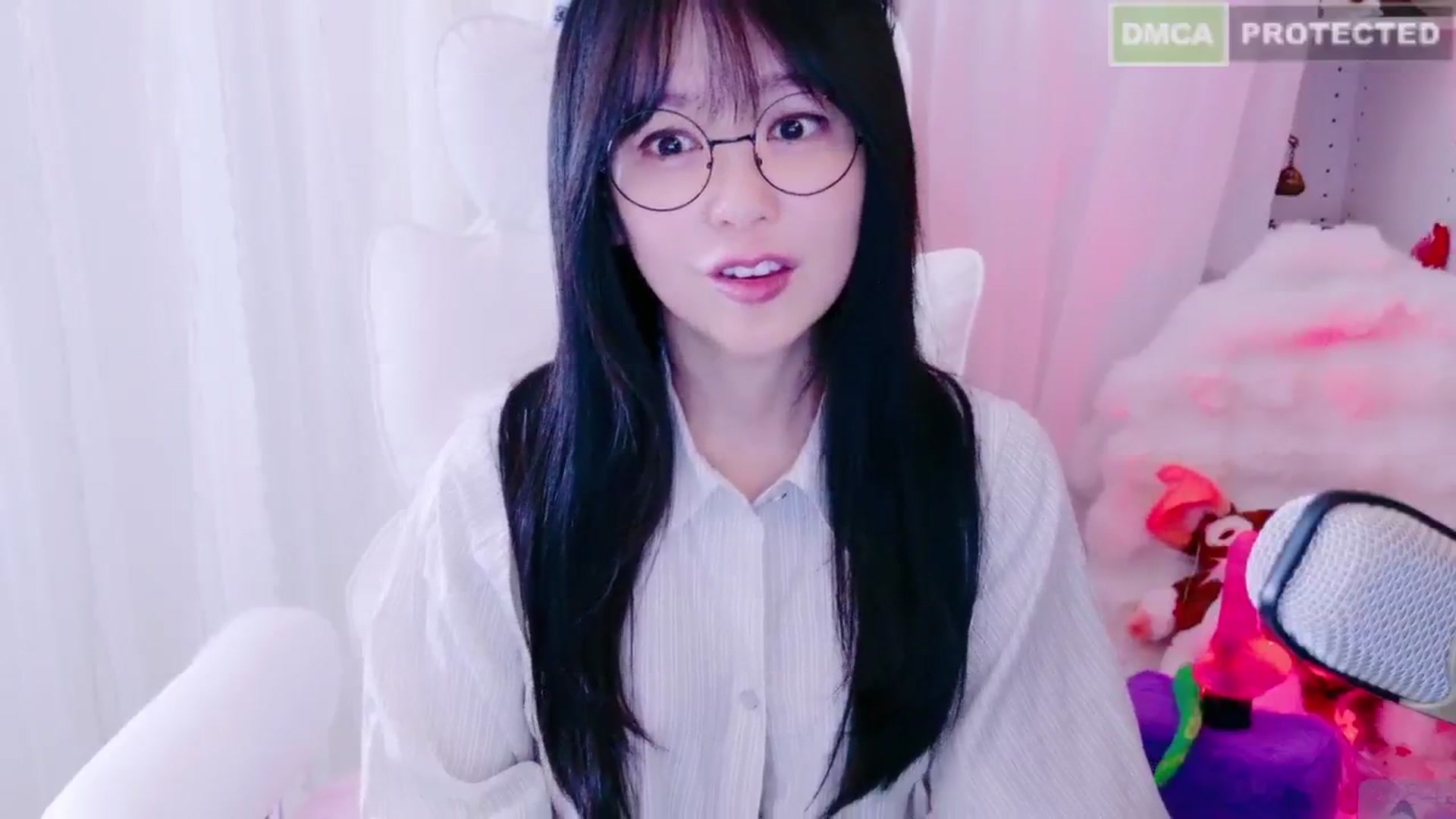 Gallery image thumbnail from meowpafupafu's myfreecams stream on, 03/02/2025, 06:17 image 10 of 20