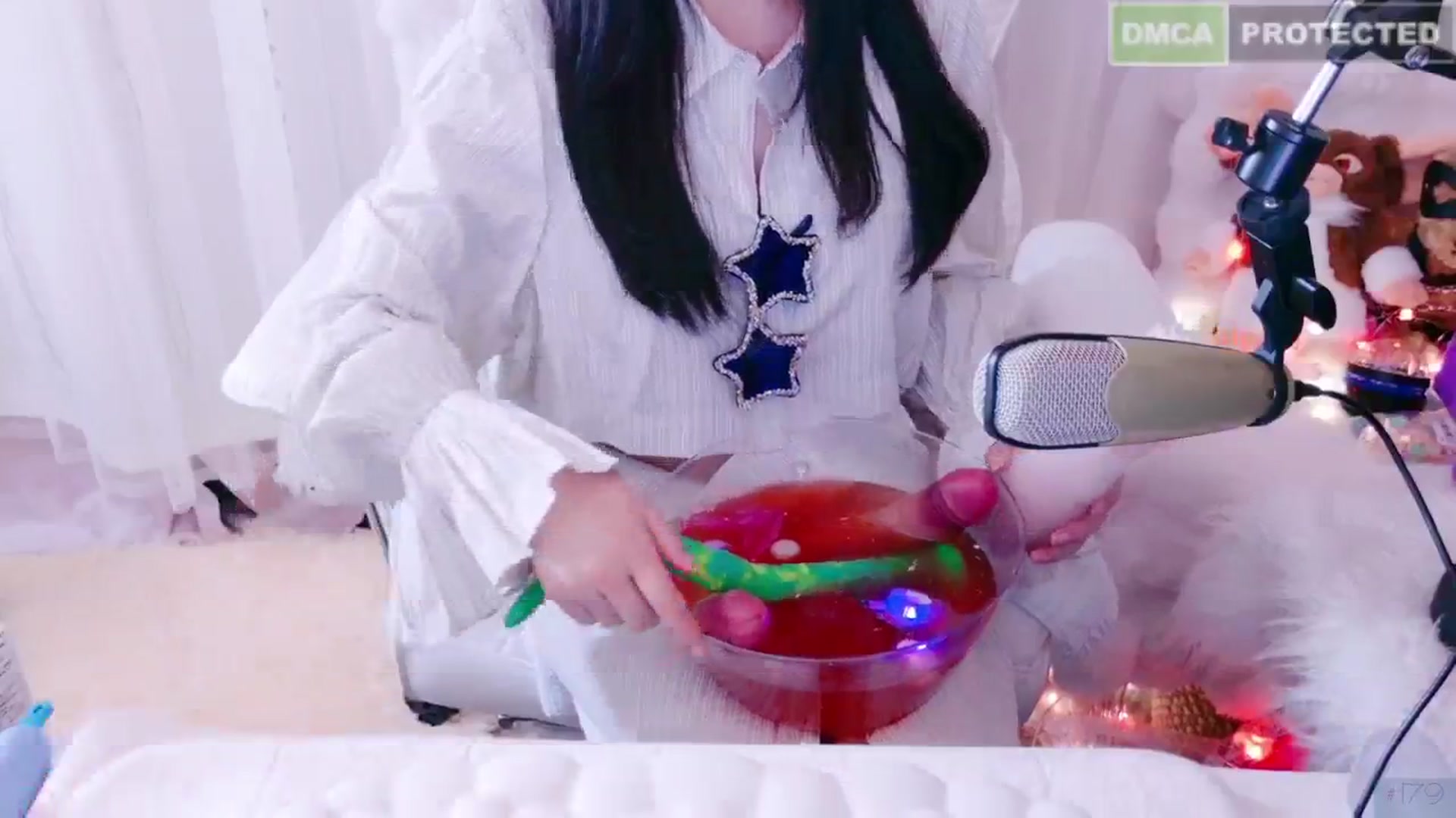 Gallery image thumbnail from meowpafupafu's myfreecams stream on, 03/02/2025, 09:22 image 11 of 20