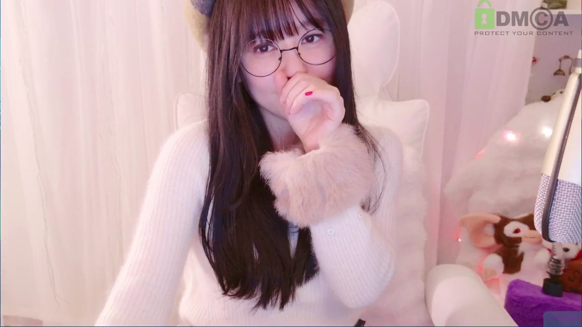 Gallery image thumbnail from meowpafupafu's myfreecams stream on, 03/15/2025, 06:22 image 16 of 20