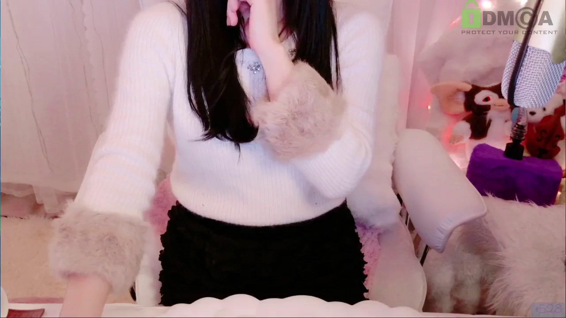 Gallery image thumbnail from meowpafupafu's myfreecams stream on, 03/15/2025, 06:22 image 6 of 20