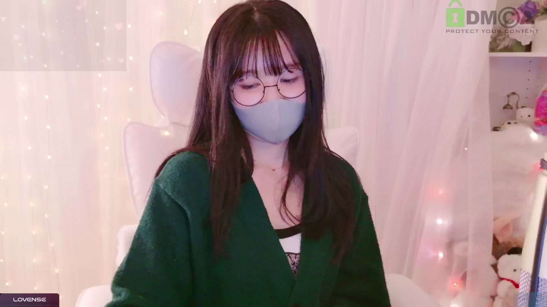 Gallery image thumbnail from meowpafupafu's myfreecams stream on, 03/16/2025, 08:53 image 13 of 20