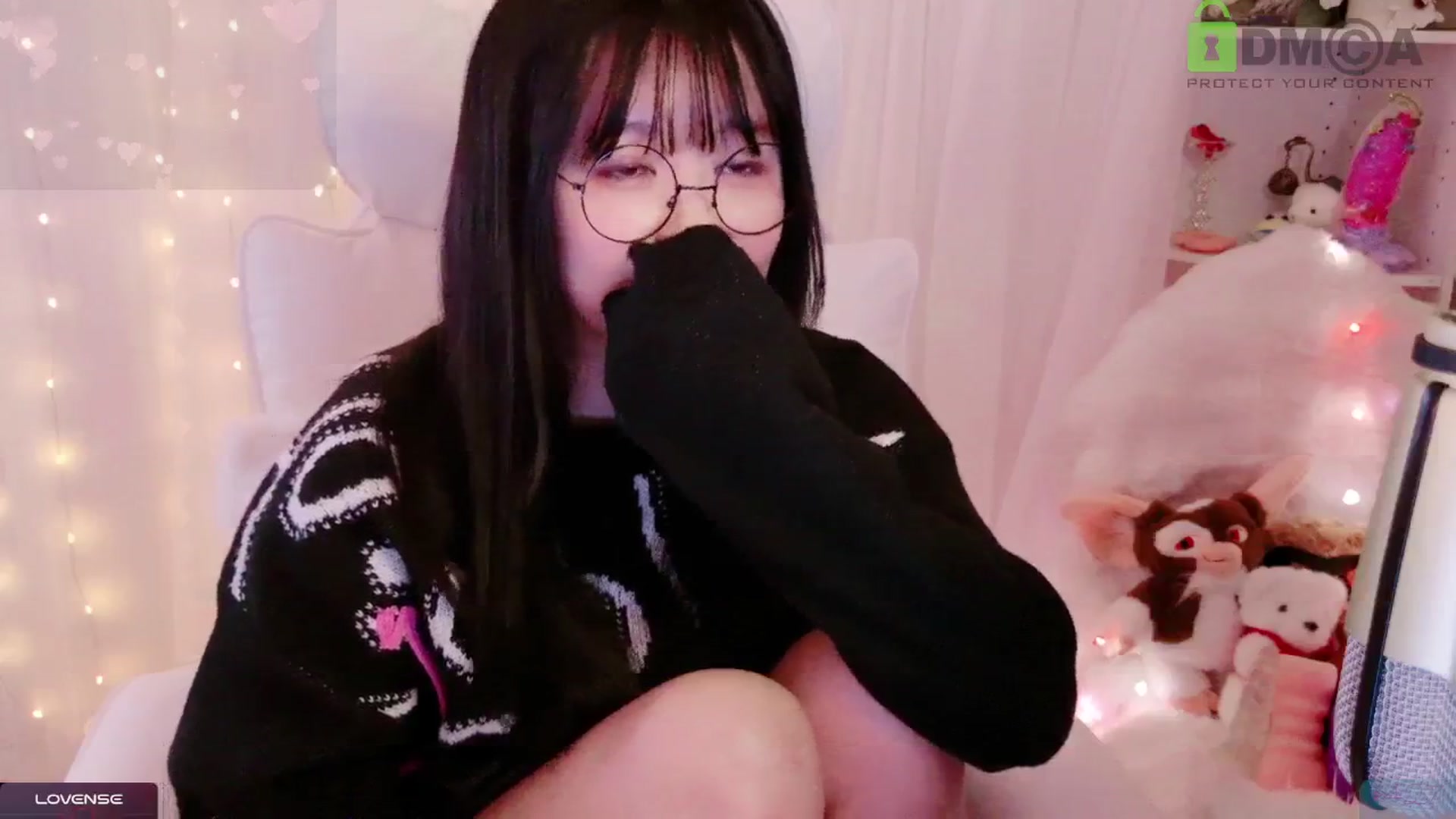 Gallery image thumbnail from meowpafupafu's myfreecams stream on, 03/16/2025, 11:00 image 7 of 20