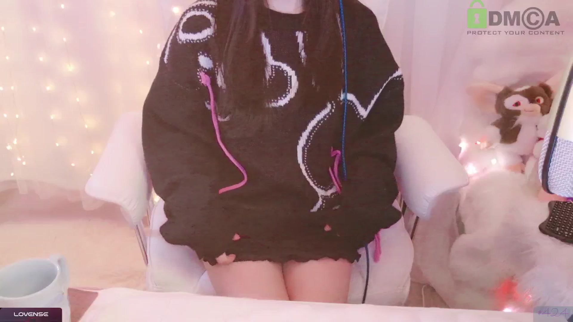 Gallery image thumbnail from meowpafupafu's myfreecams stream on, 03/16/2025, 11:00 image 17 of 20