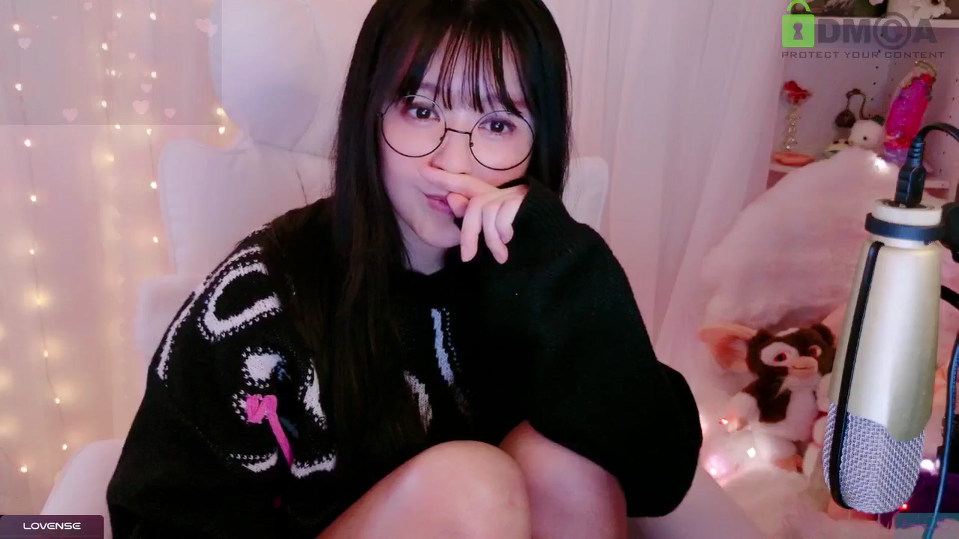 Gallery image thumbnail from meowpafupafu's myfreecams stream on, 03/16/2025, 11:00 image 9 of 20