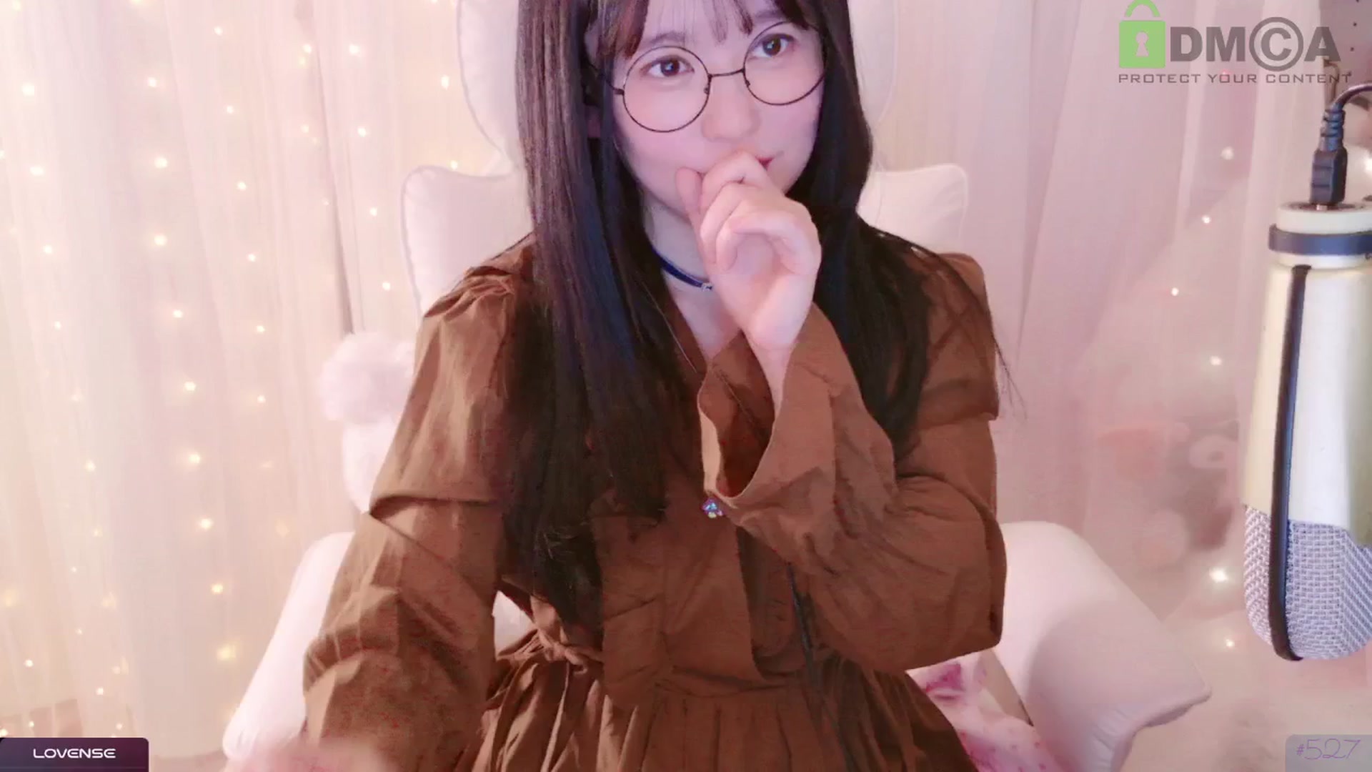 Gallery image thumbnail from meowpafupafu's myfreecams stream on, 03/20/2025, 07:36 image 6 of 20