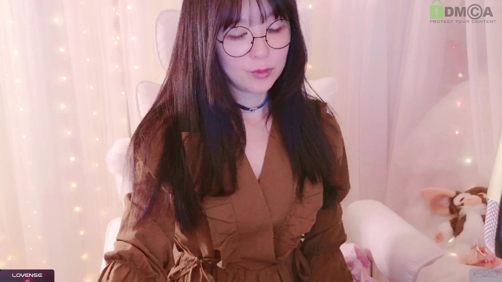 Gallery image thumbnail from meowpafupafu's myfreecams stream on, 03/20/2025, 07:36 image 15 of 20