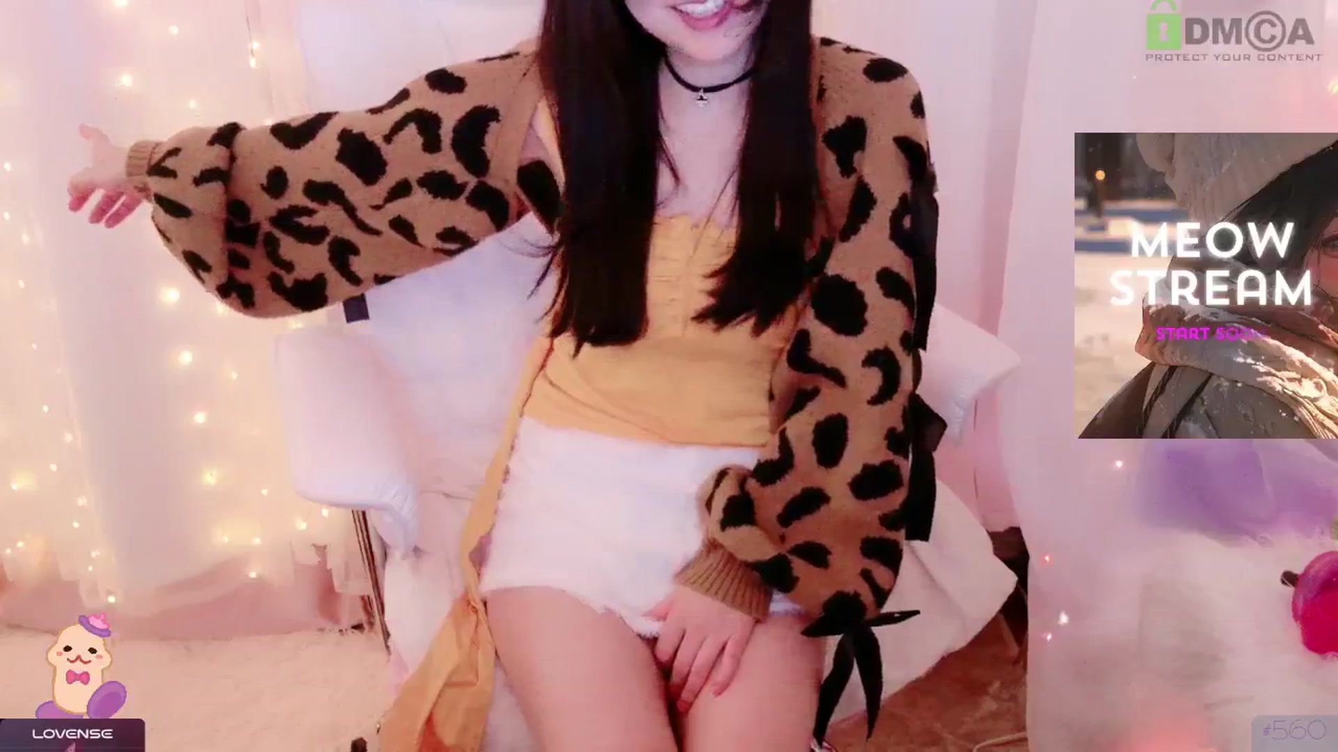 Gallery image thumbnail from meowpafupafu's myfreecams stream on, 03/22/2025, 05:49 image 9 of 20