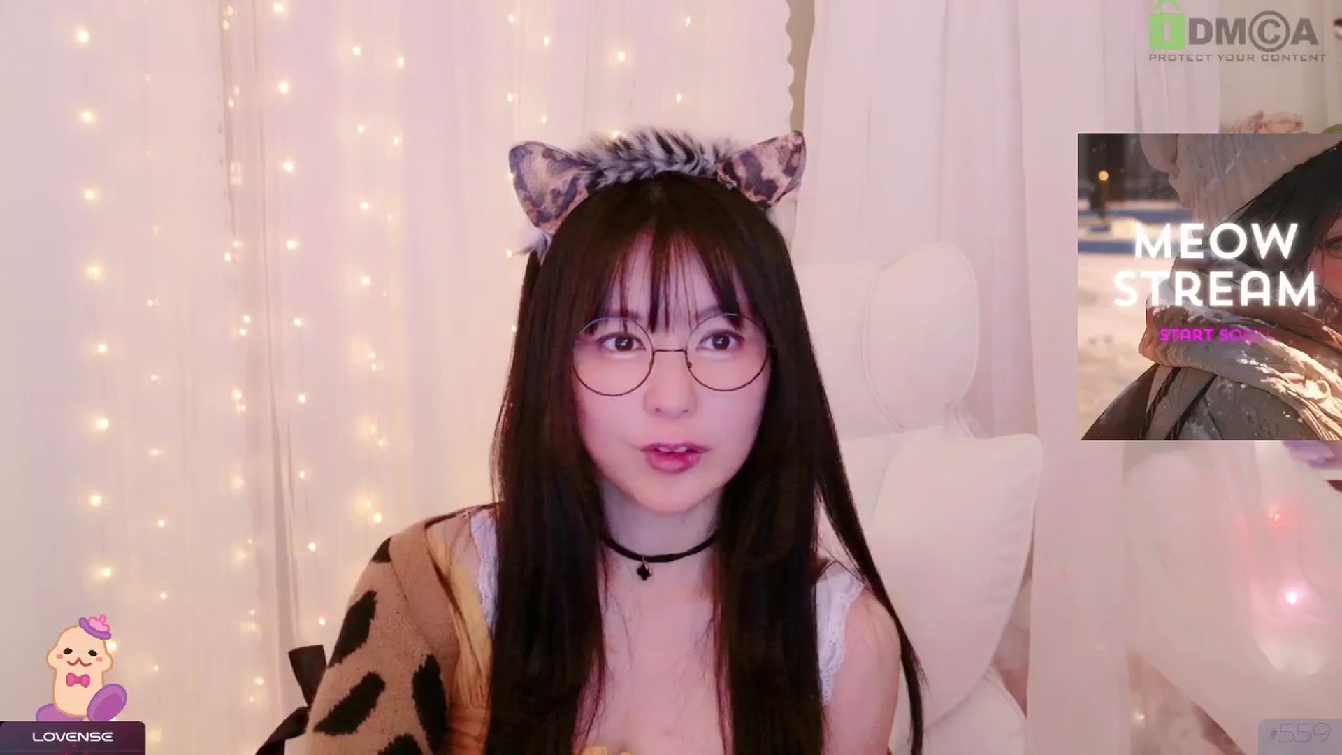 Gallery image thumbnail from meowpafupafu's myfreecams stream on, 03/22/2025, 05:49 image 12 of 20