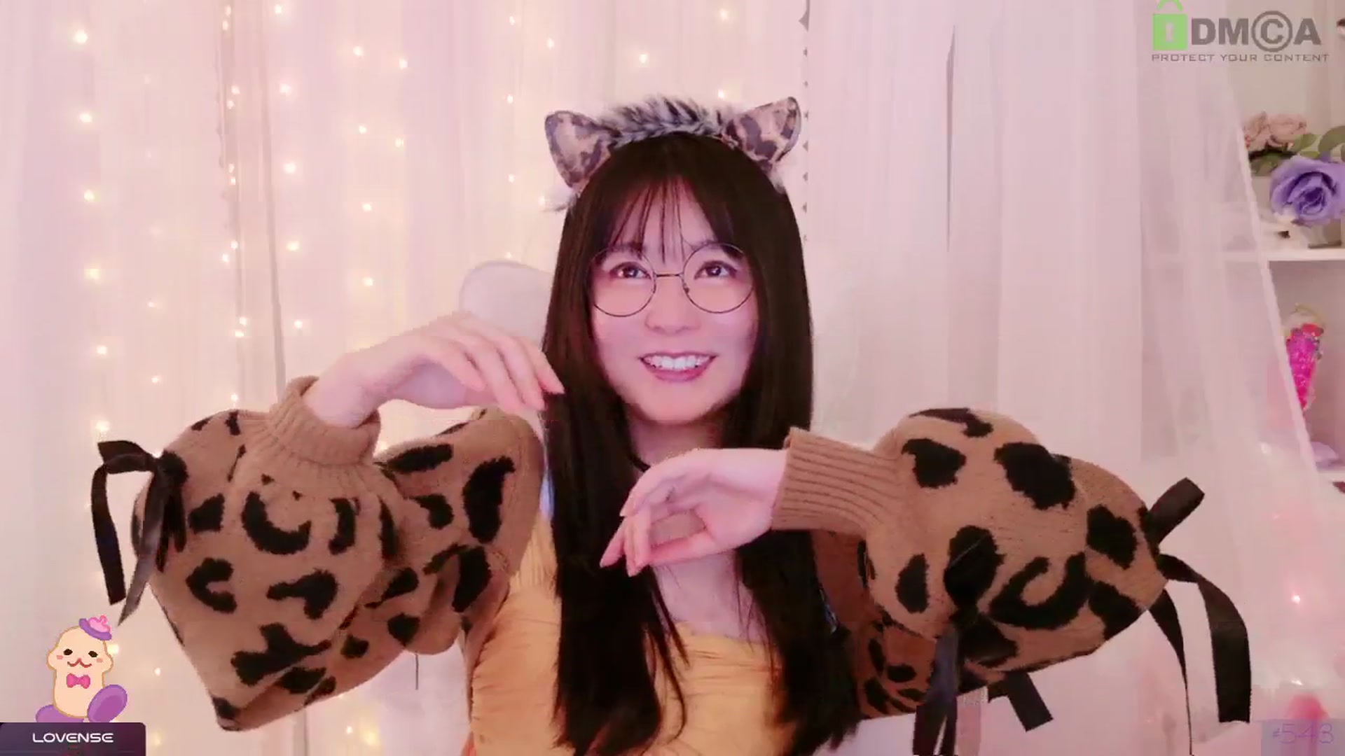 Gallery image thumbnail from meowpafupafu's myfreecams stream on, 03/22/2025, 05:49 image 17 of 20