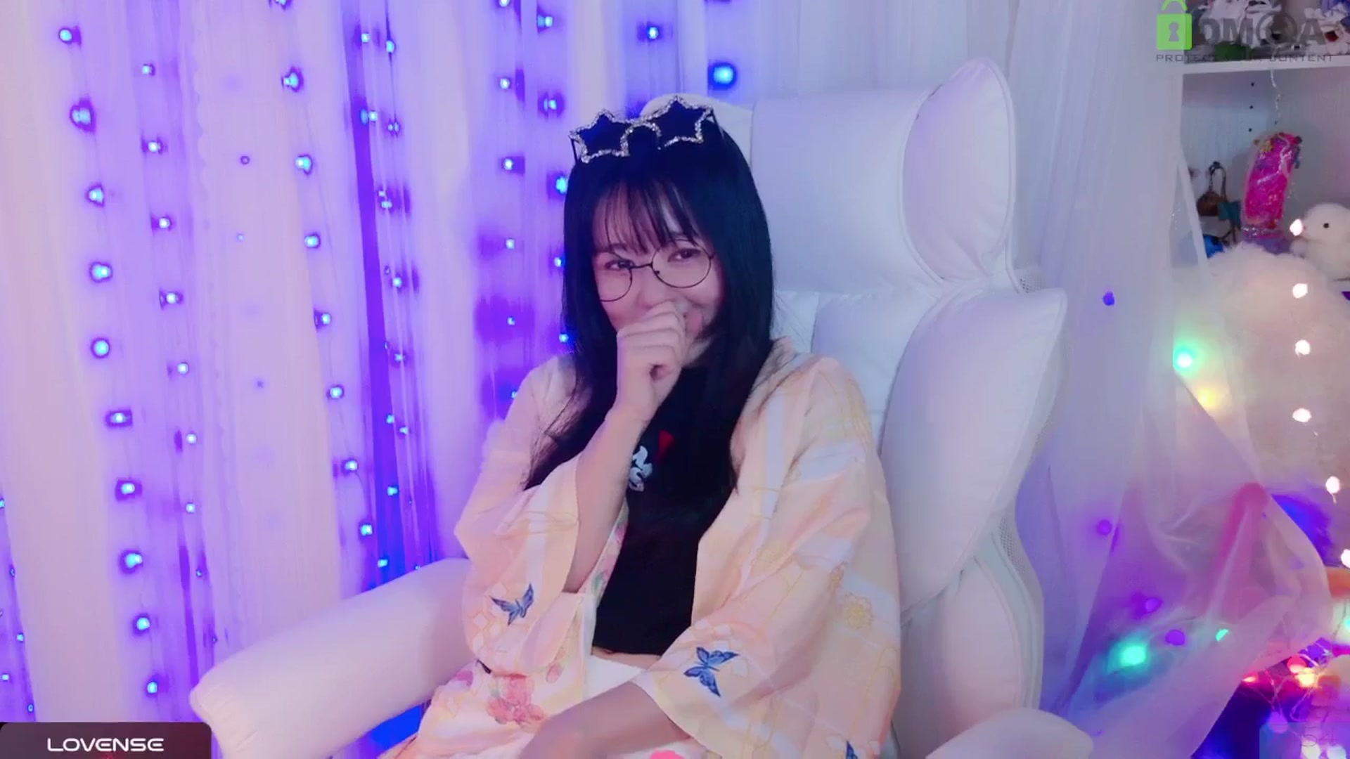 Gallery image thumbnail from meowpafupafu's myfreecams stream on, 03/23/2025, 06:42 image 2 of 20