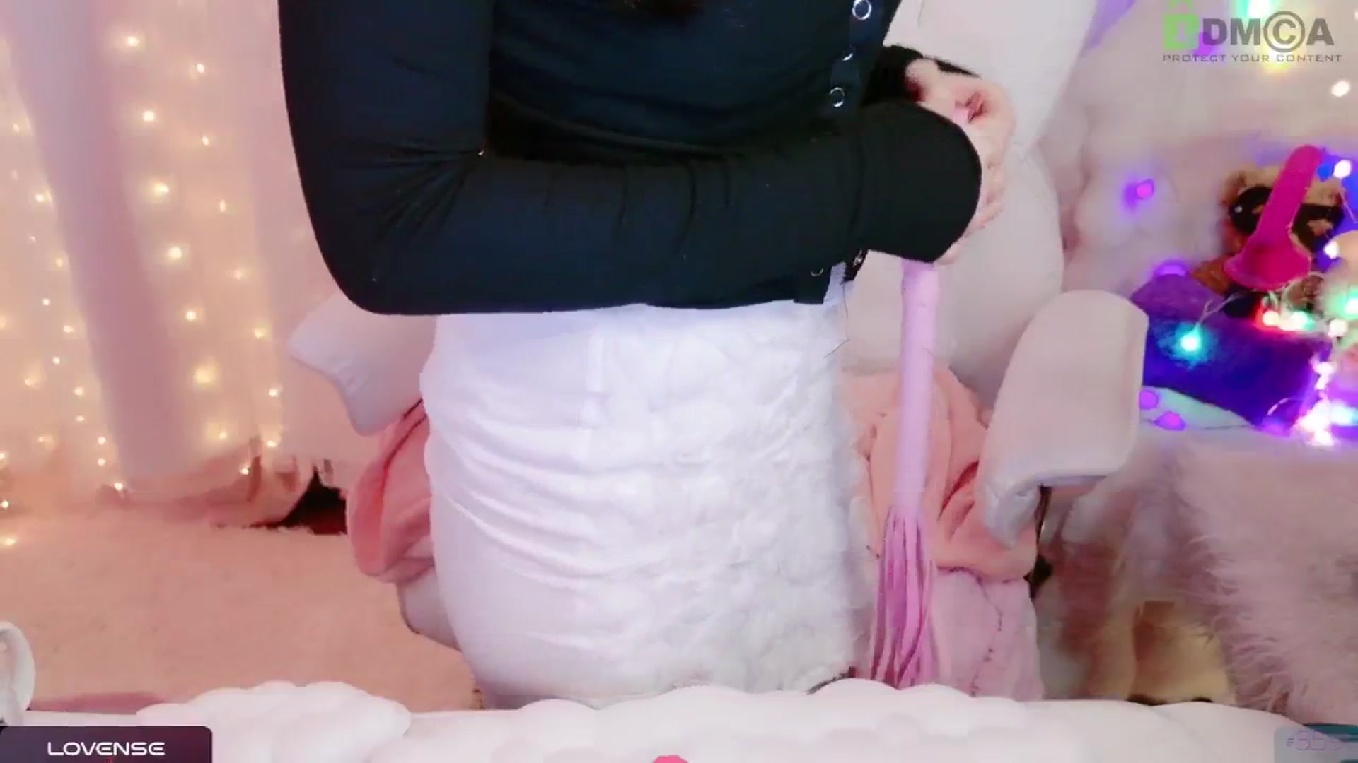 Gallery image thumbnail from meowpafupafu's myfreecams stream on, 03/23/2025, 10:03 image 2 of 20