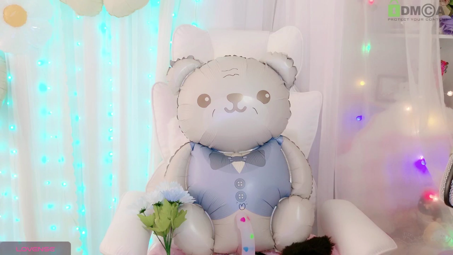 Gallery image thumbnail from meowpafupafu's myfreecams stream on, 03/30/2025, 06:21 image 15 of 20