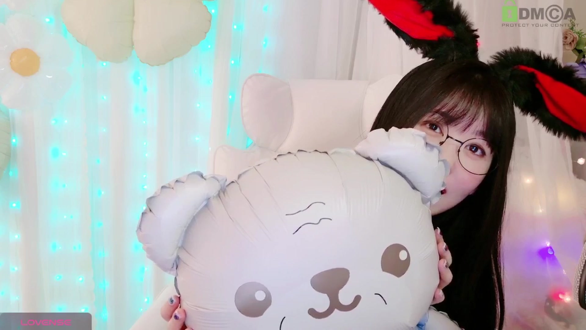 Gallery image thumbnail from meowpafupafu's myfreecams stream on, 03/30/2025, 06:21 image 8 of 20
