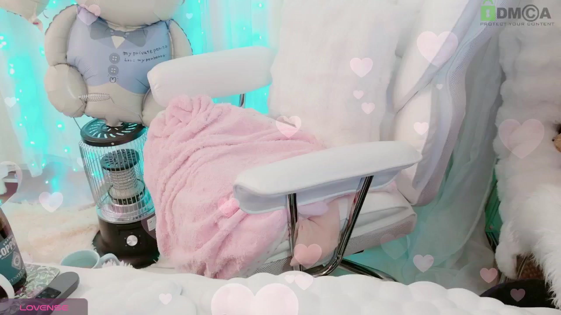 Gallery image thumbnail from meowpafupafu's myfreecams stream on, 03/30/2025, 09:21 image 9 of 20