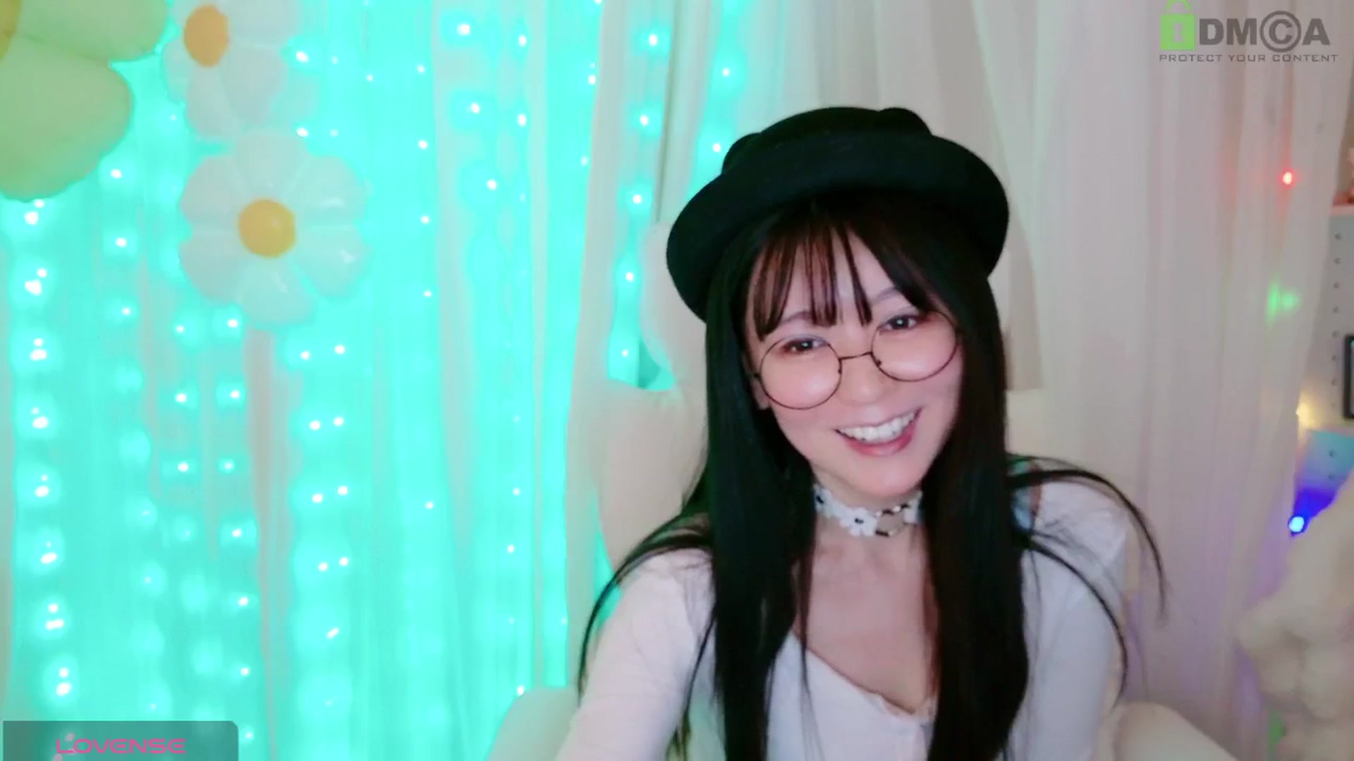 Gallery image thumbnail from meowpafupafu's myfreecams stream on, 04/05/2025, 08:07 image 19 of 20