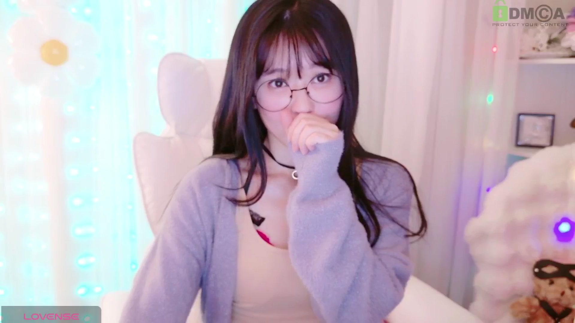 Gallery image thumbnail from meowpafupafu's myfreecams stream on, 04/06/2025, 06:02 image 15 of 20