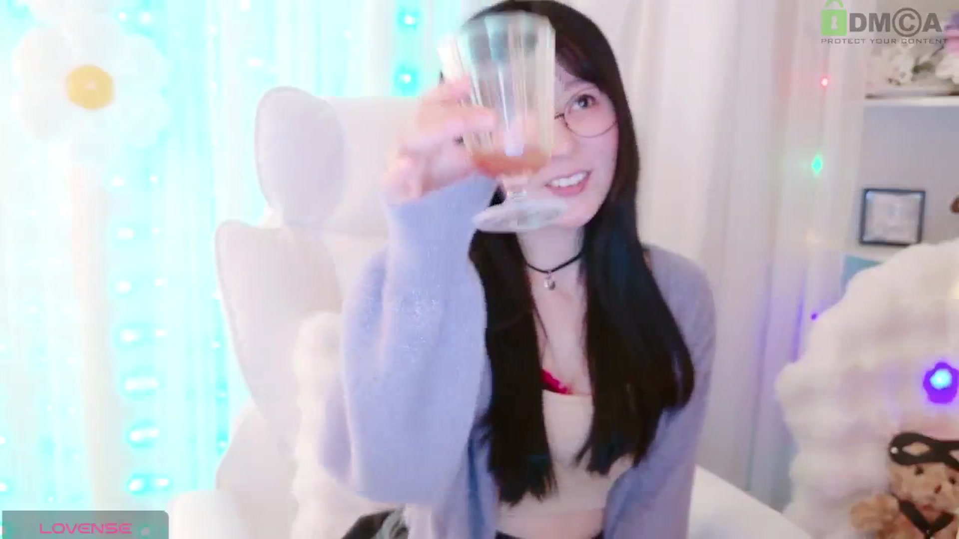 Gallery image thumbnail from meowpafupafu's myfreecams stream on, 04/06/2025, 06:02 image 10 of 20