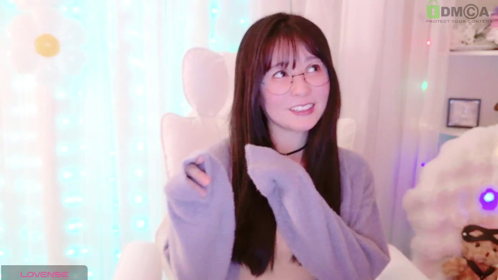 Gallery image thumbnail from meowpafupafu's myfreecams stream on, 04/06/2025, 06:02 image 9 of 20