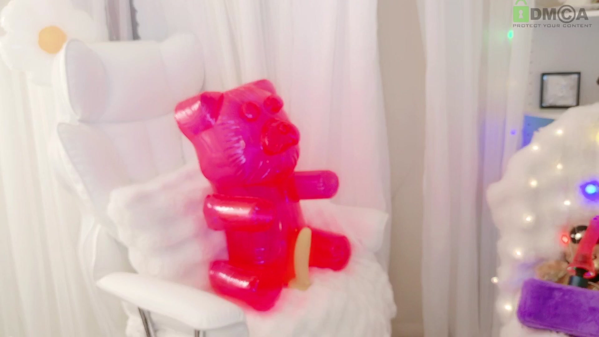 Gallery image thumbnail from meowpafupafu's myfreecams stream on, 04/12/2025, 06:37 image 14 of 20