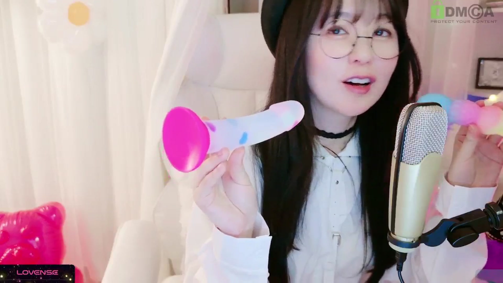 Gallery image thumbnail from meowpafupafu's myfreecams stream on, 04/13/2025, 06:47 image 19 of 20